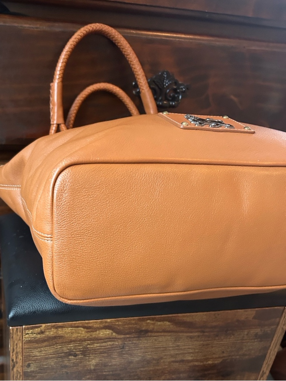 Excellent condition RARE MCM Munchen Leather Tote Bag. - Picture 9 of 11